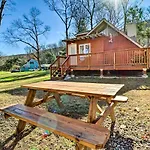 Cozy Tannersville Gem - Ski, Hike, Explore!